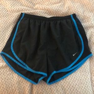 NIKE DRY FIT SHORTS BLACK BLUE COMBO